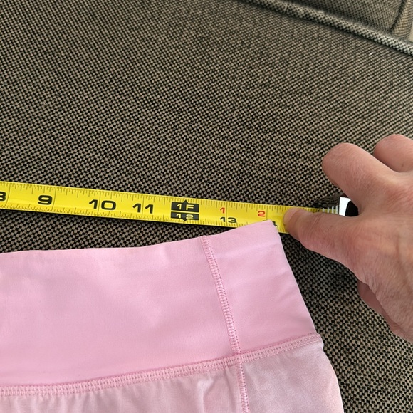 Lululemon short - Picture 8 of 10